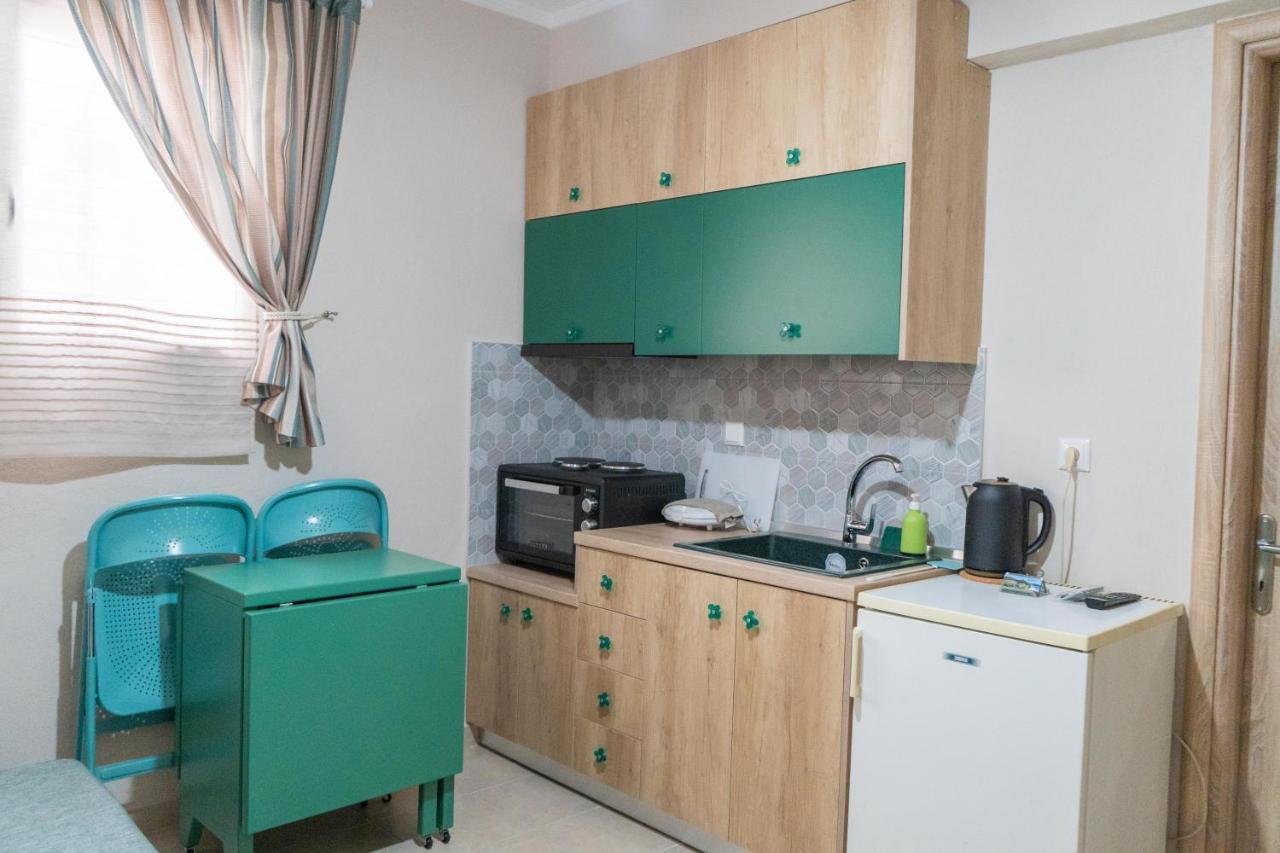 Apartment In アスプロヴァルタ エクステリア 写真