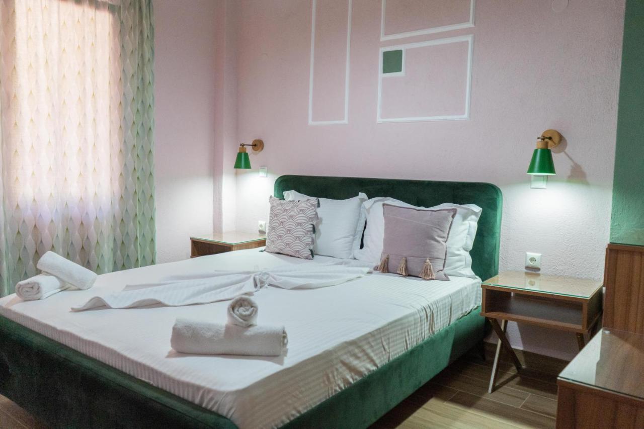 Apartment In アスプロヴァルタ エクステリア 写真
